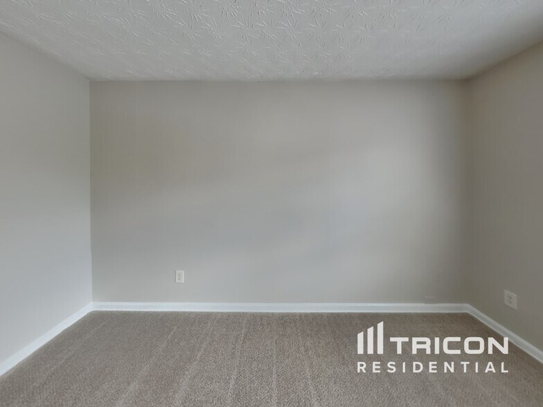 Building Photo - 125 Addy Ln