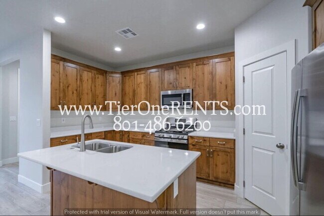 Building Photo - NO DEPOSIT option available for qualified renters with Obligo