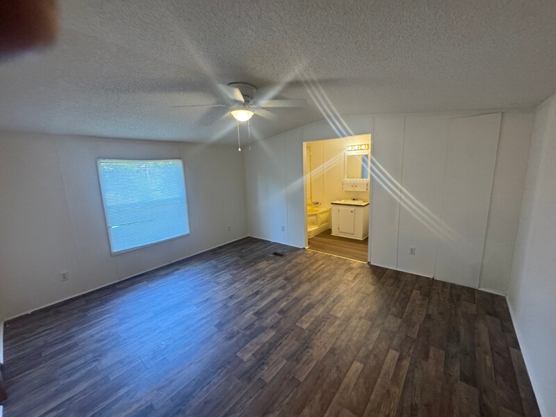 Building Photo - 1341 County Rd 1135