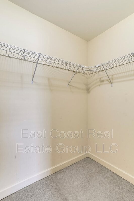 Building Photo - 38 Envy Ct