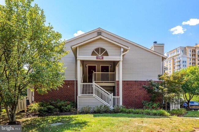 Building Photo - 1791 Jonathan Way