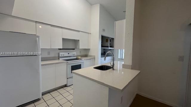 Building Photo - 2881 N Oakland Forest Dr