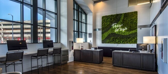 Building Photo - 30 Cambridgepark Dr