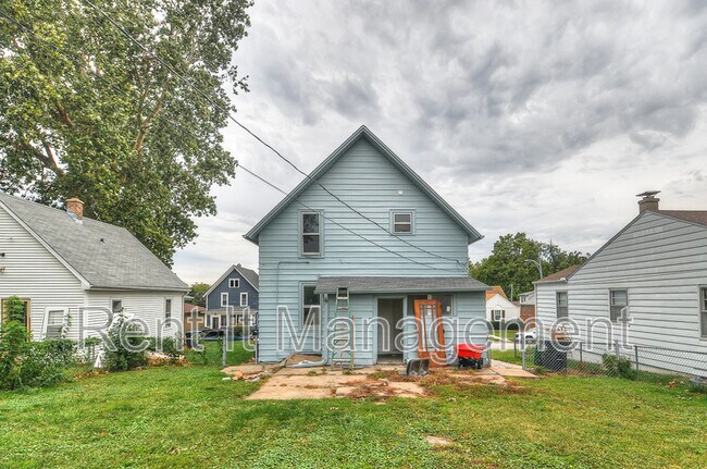 Building Photo - 3940 Arbor St
