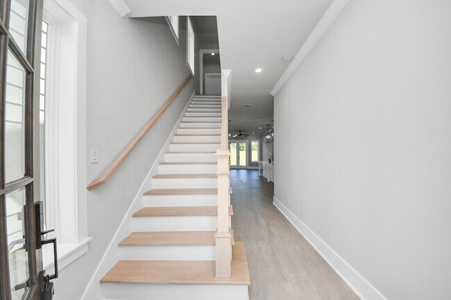 Building Photo - 6312 Milwee St