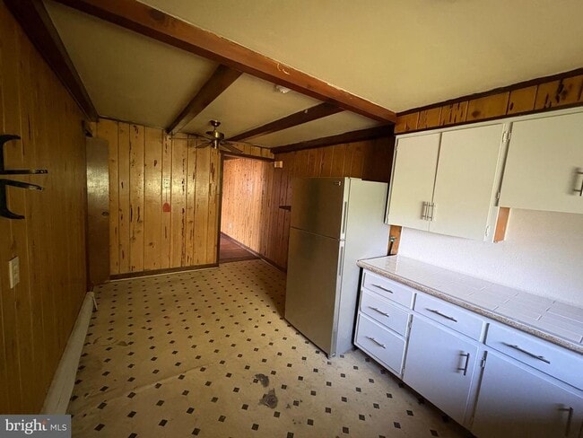 Building Photo - 1405 Pennington Rd