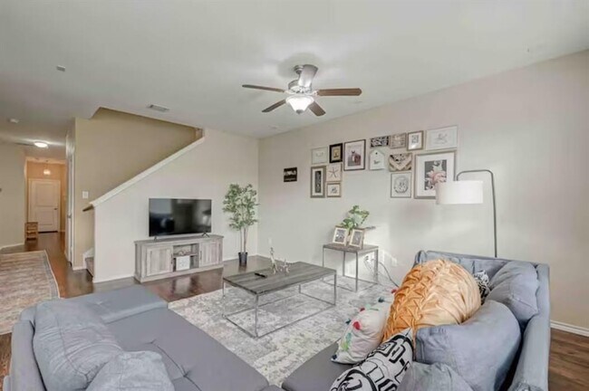 Building Photo - 3630 Goldleaf Trail Dr