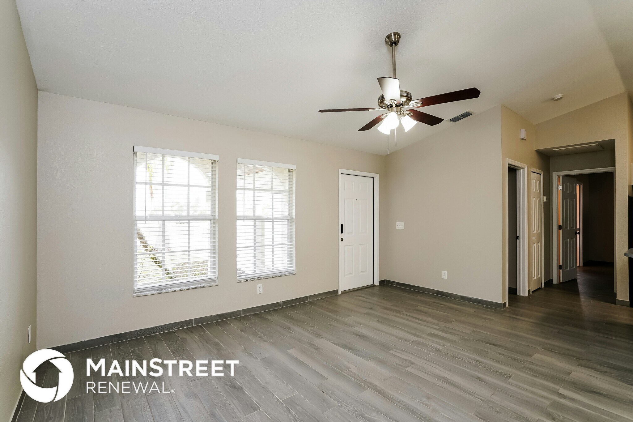 Building Photo - 126 SE 7th St