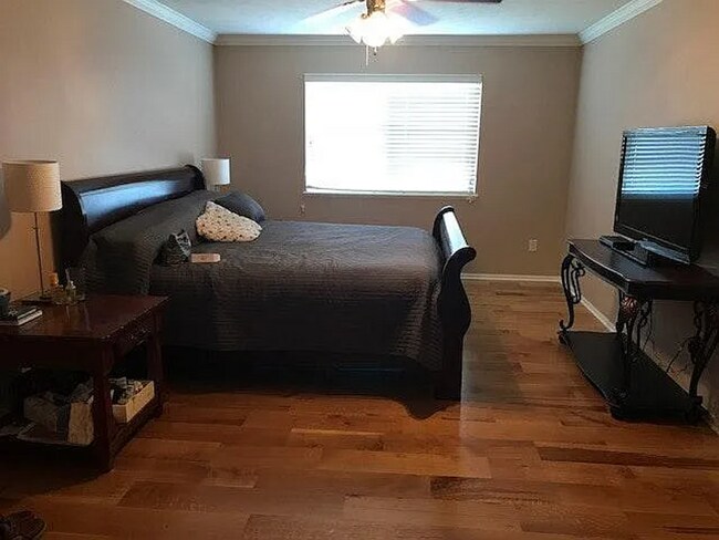 Building Photo - 1798 N 177th Plaza