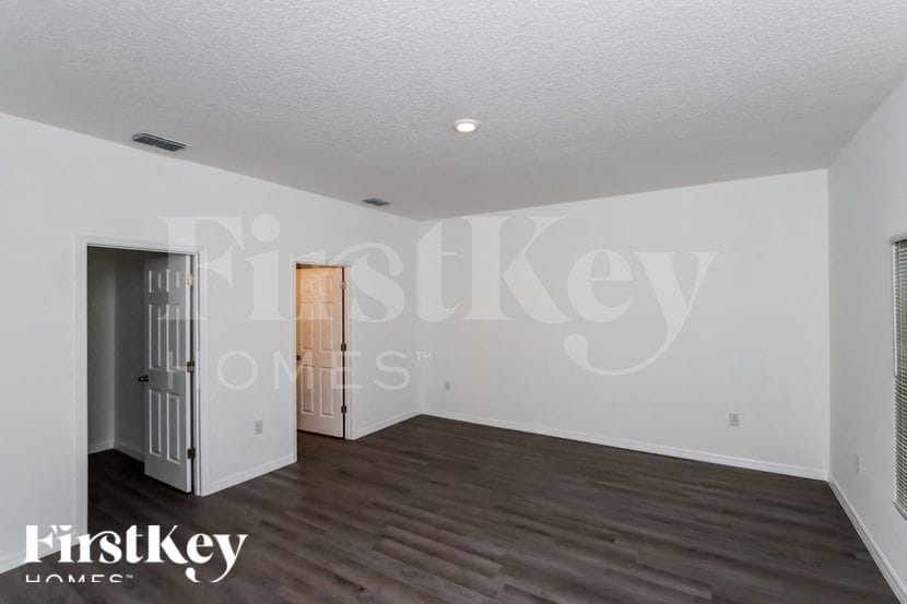 Building Photo - 1298 Ginza Rd NW
