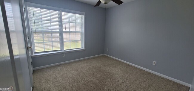 Building Photo - 165 Ascalon Ct