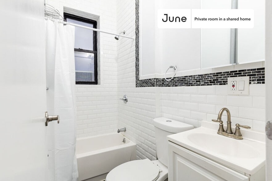 Building Photo - Room in Shared 4 bed/2 bath home in Hamilton Heights