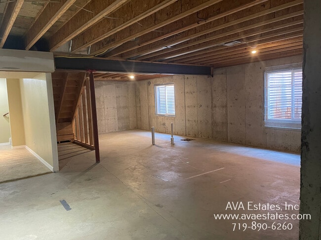 Building Photo - 1705 Aquila Dr