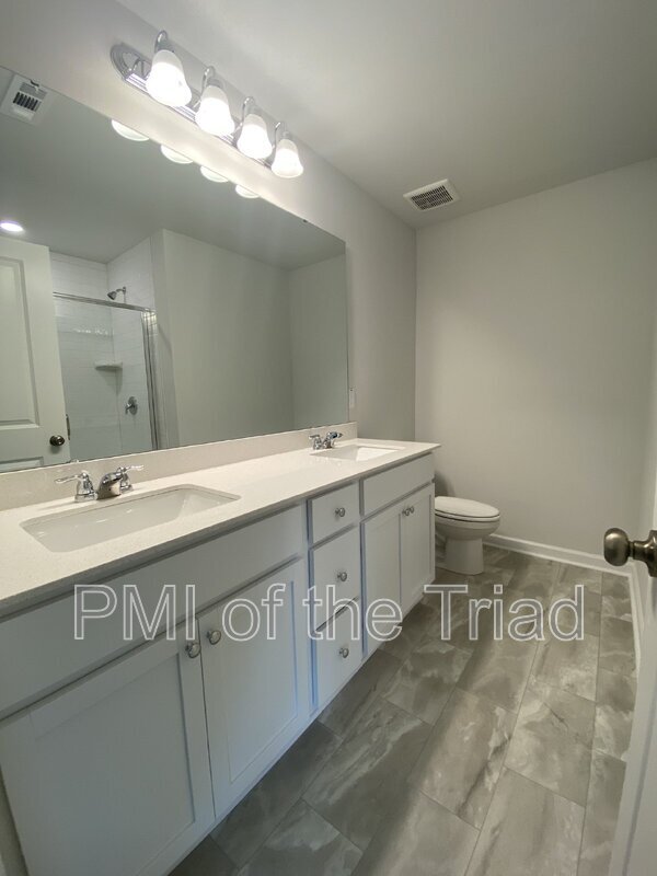 Building Photo - 4006 Beckton Trl
