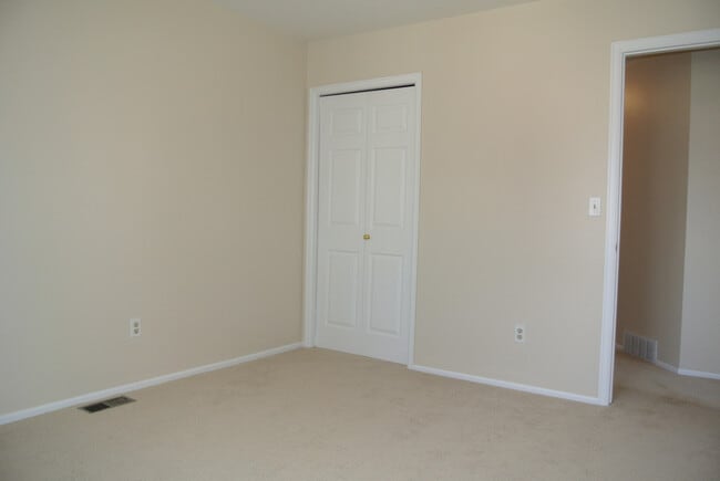 Building Photo - Boulder Townhome 3 bed, 2.5 bath