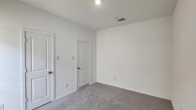 Building Photo - 6426 Seafoam Lake Dr