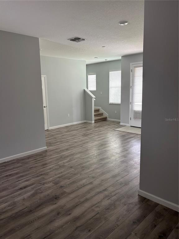 Building Photo - 193 Holly Village Dr