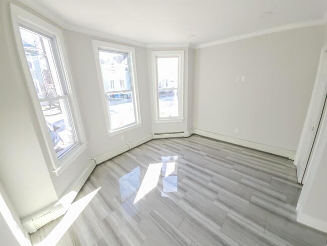 Building Photo - 7409 2nd Ave