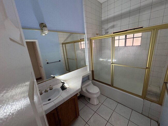 Building Photo - Spacious 3-Bedroom Home in Rowland Heights