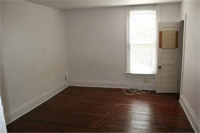 Building Photo - 1807 Clay St