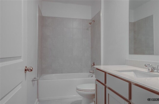 Building Photo - 4975 Worchester Dr