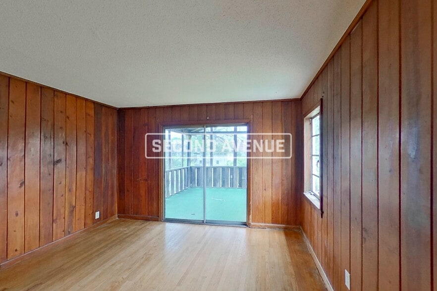 Building Photo - 4105 Avenue Q