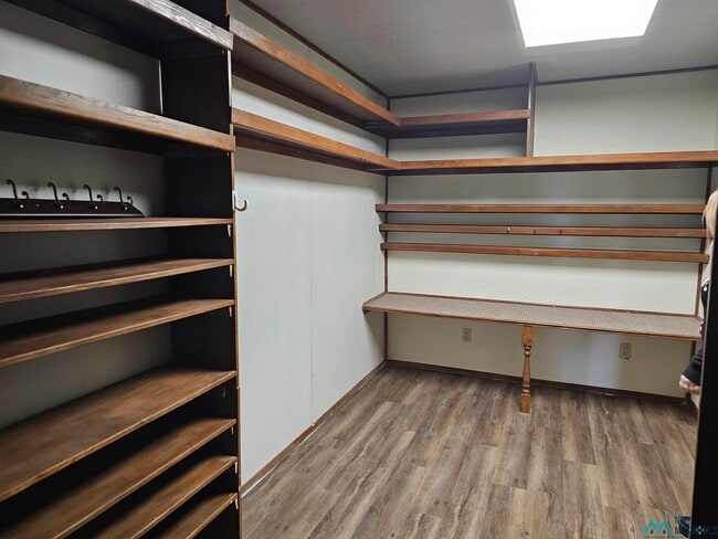 Building Photo - 1600 Arcineiga Dr