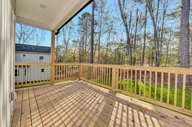 Building Photo - Charming 4 Bedroom Haven in Laurens