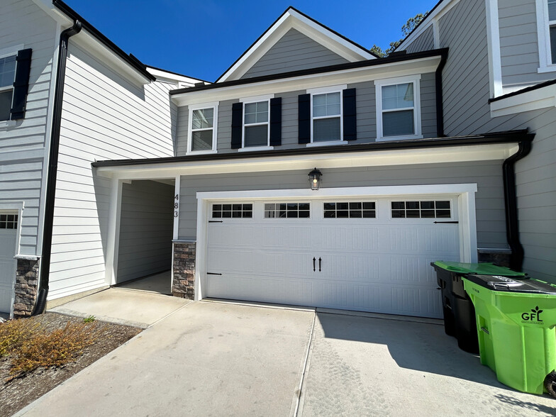 Primary Photo - Room in Townhome on Clark Creek Ln