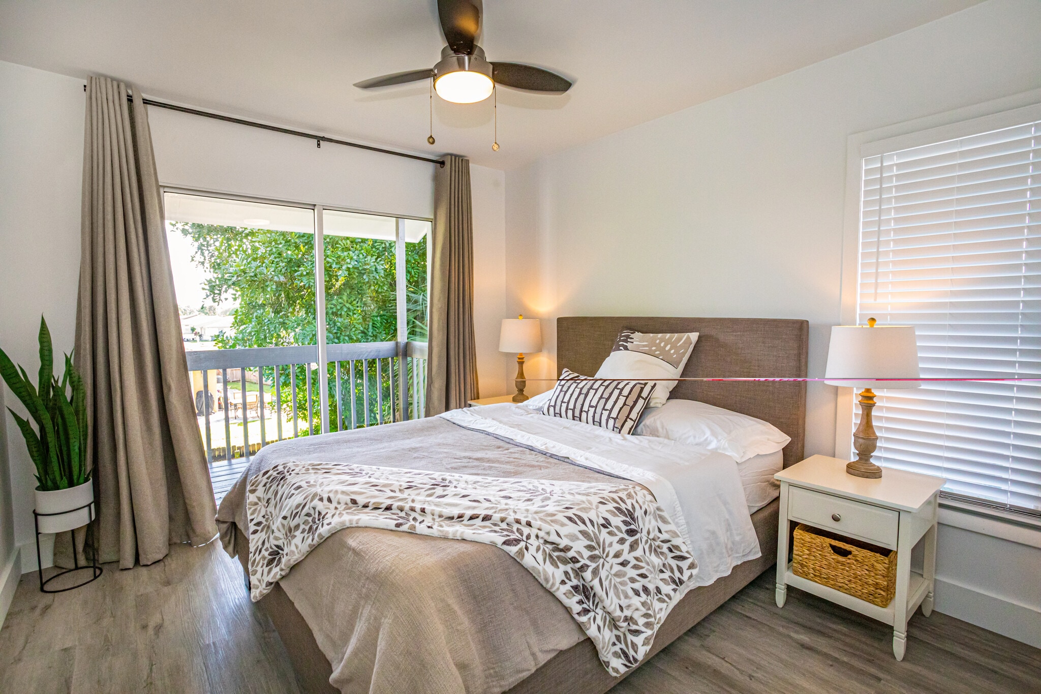 Building Photo - 9341 Green Meadows Way