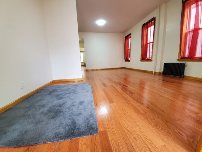 Building Photo - *Oversized three bedroom for rent quiet co...