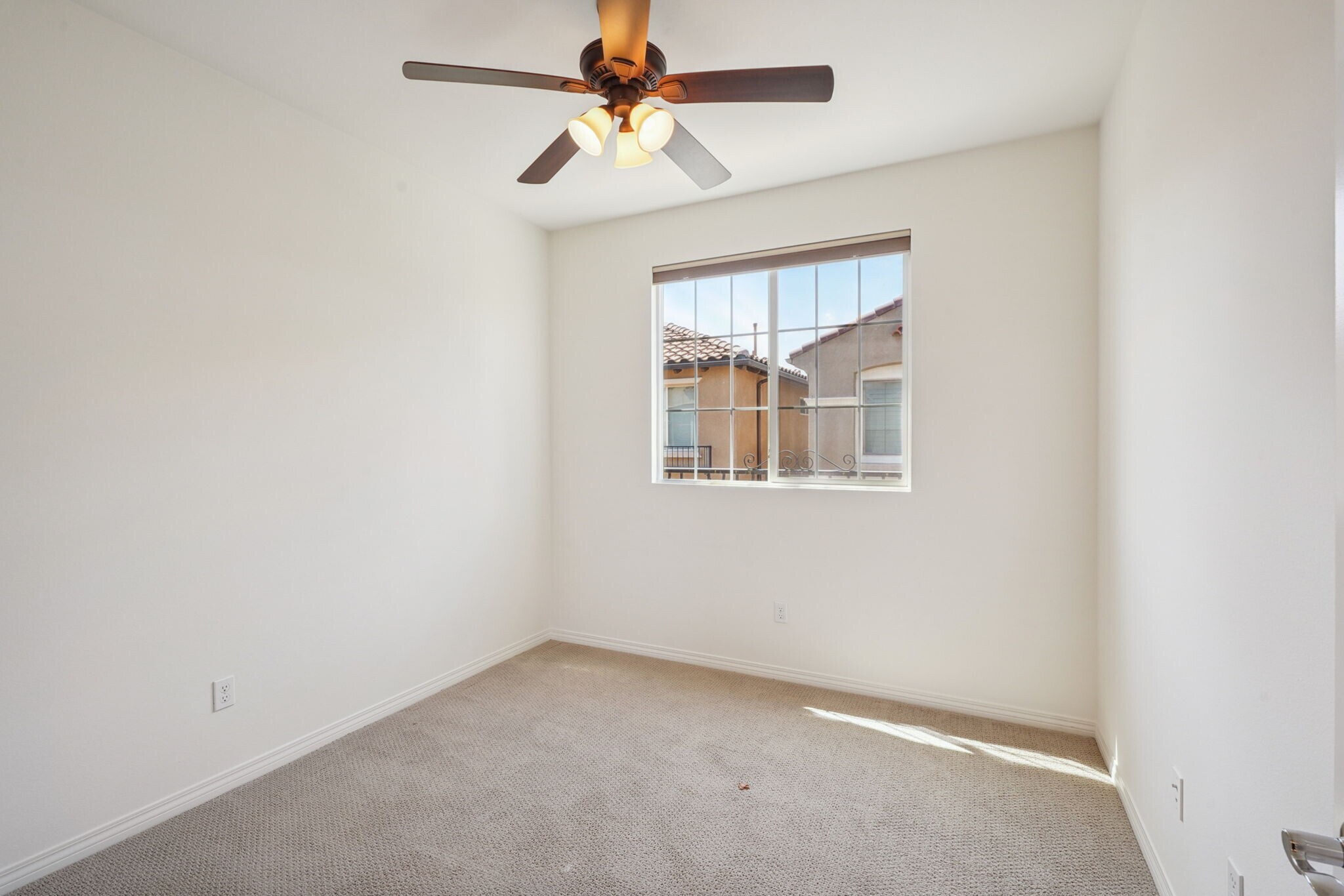 Building Photo - 5858 Levi Ln
