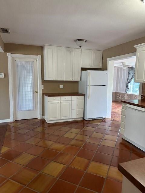Building Photo - 1569 Cambridge Dr
