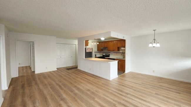 Building Photo - 280 Marin Blvd