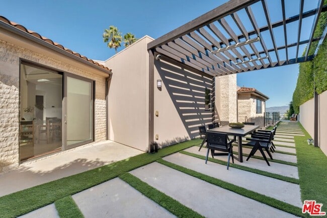 Building Photo - 3116 Elvido Dr