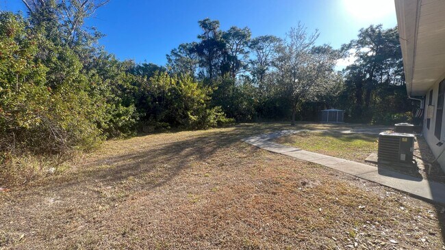 Building Photo - 2/2 Quiet and Cozy Palm Bay Unit AVAILABLE NOW! - $300 DISCOUNT AVAILABLE!