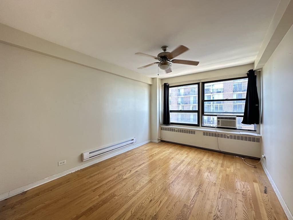 Building Photo - 4180 N Marine Dr