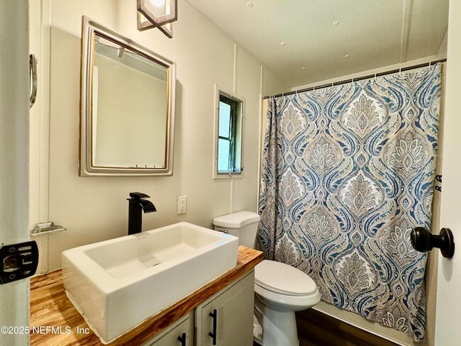 Building Photo - 13716 John Williams Rd