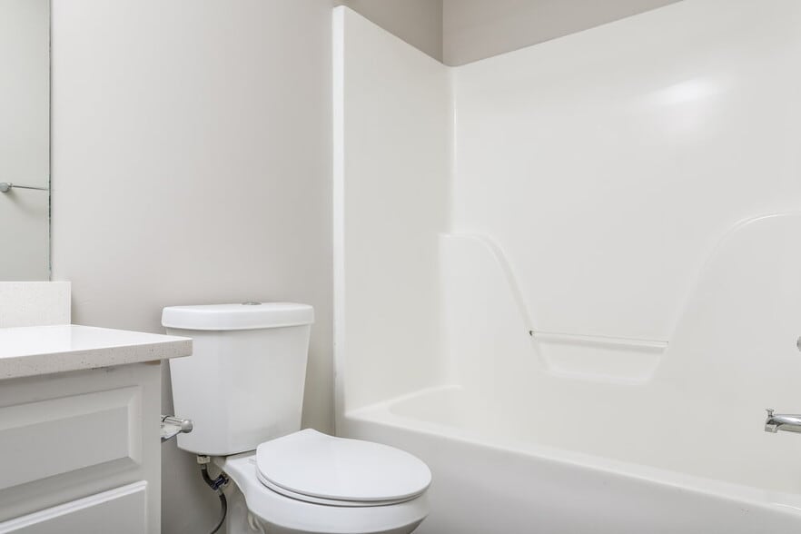 Building Photo - 2662 Sam Calvin Dr