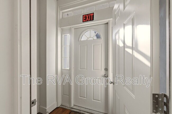 Building Photo - 27 S Jefferson St