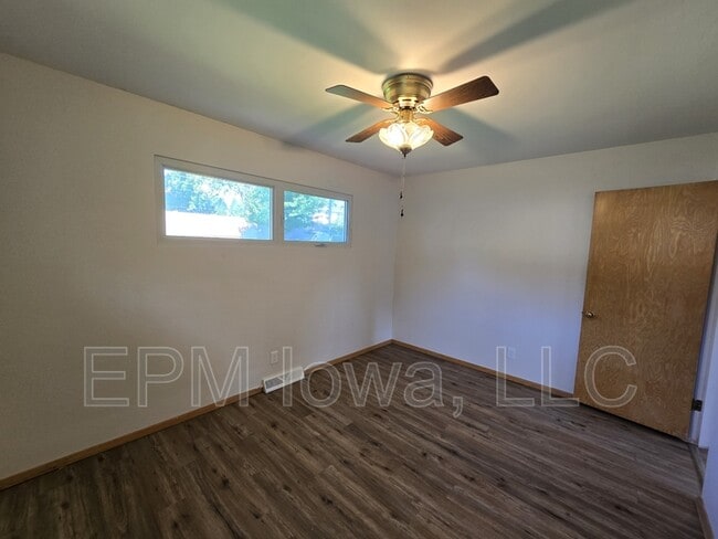 Building Photo - 2514 Saratoga Dr