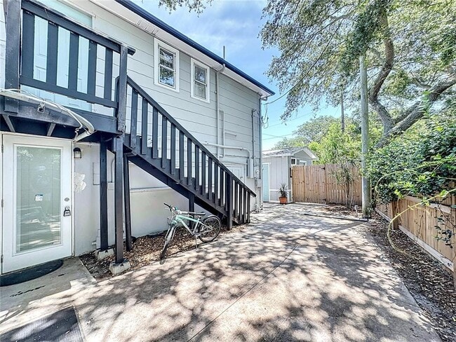 Building Photo - 3631 Park St N