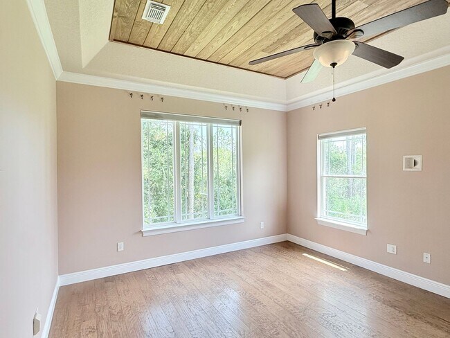 Building Photo - 2610 Caldwell Cir