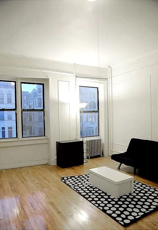 Interior Photo - 735 St Nicholas Ave