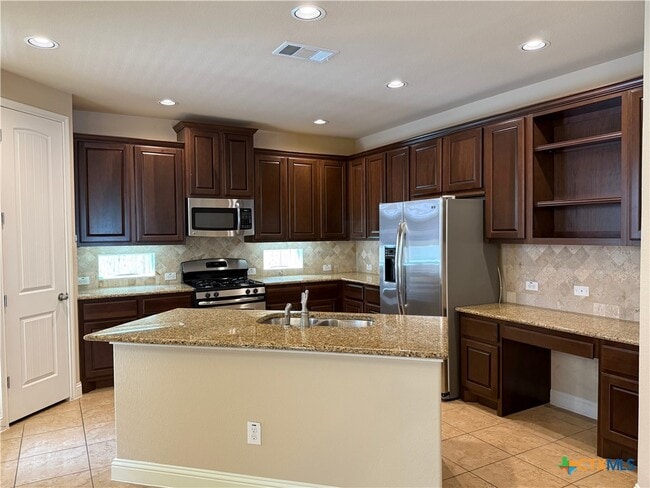 Building Photo - 13424 Hymeadow Cir