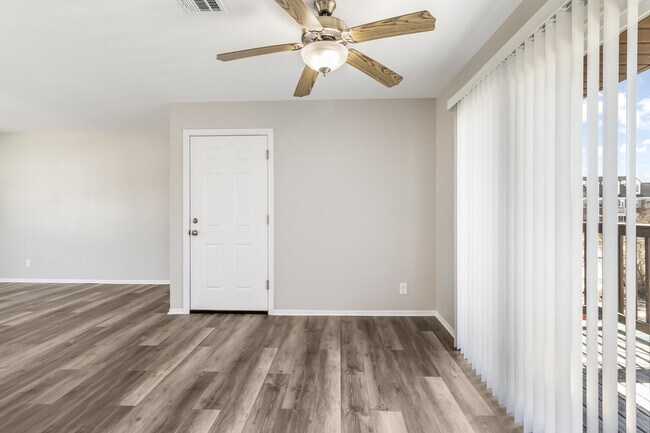 Building Photo - 1344 Camden Way