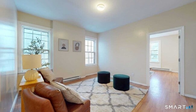 Building Photo - 24 Madison St