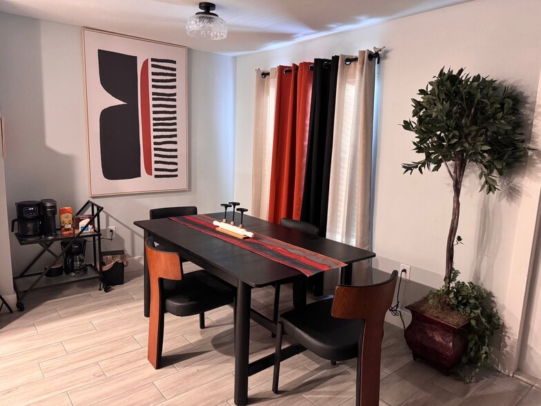 Building Photo - 3665 Michigan Ave