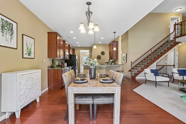 Building Photo - Executive Lease Opportunity - 4 Bed 3 Bath