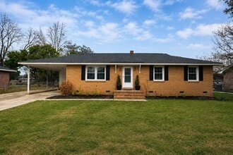Building Photo - 2107 W Cambridge Dr